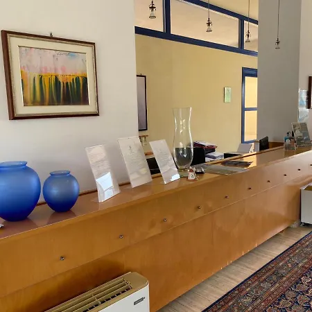 Ξενοδοχείο Ristorante Saverino Tonnara di Bonagia